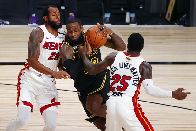 职业生涯的 职业生涯的